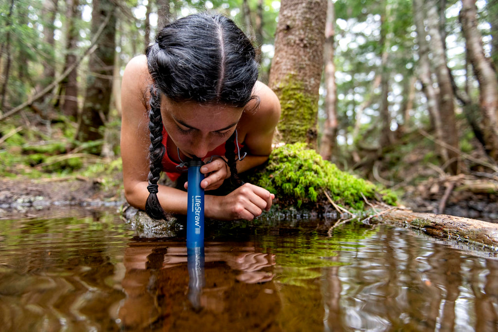 LifeStraw Personal Water Filter for Hiking, Travel and Emergency, Blue, 1PK